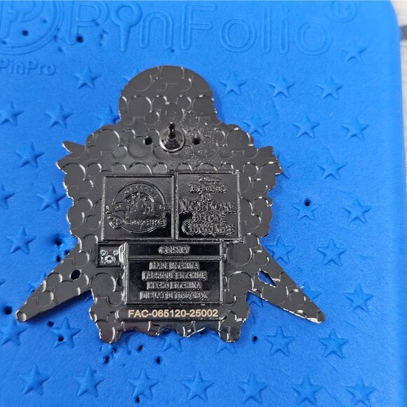 Disney Pin  The Nightmare Before Christmas Jack Skellington Pin - Picture 2 of 2